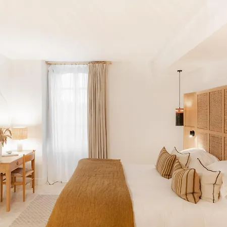 Le Couvent Des Minimes, Un & L'occitane En Provence Hotel Mane (Alpes-de-Haute-Provence)